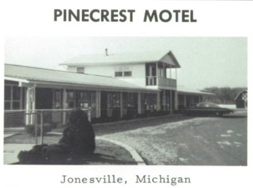Pinecrest Motel (Americas Best Value Inn) - Vintage Yearbook Ad (newer photo)